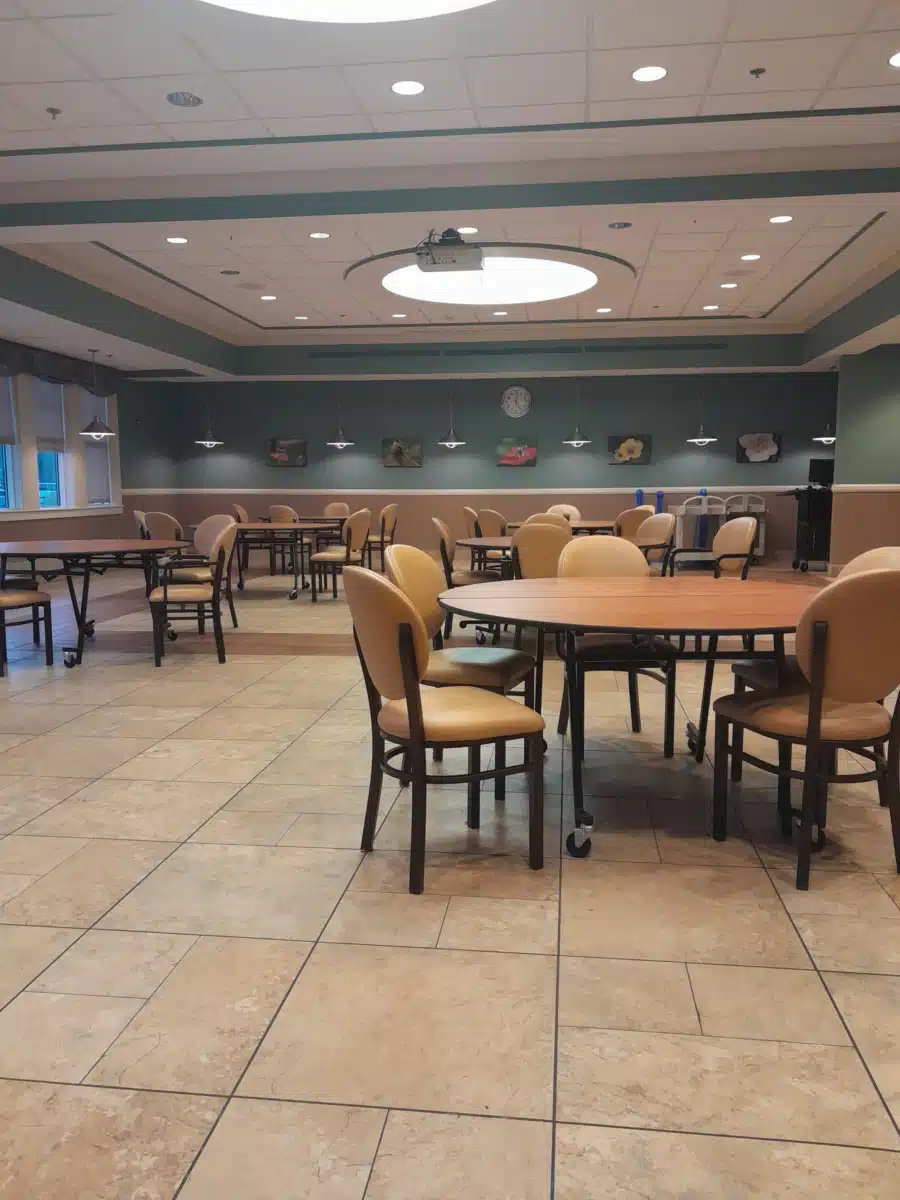 Williamsburg Place - Thumbnail 9